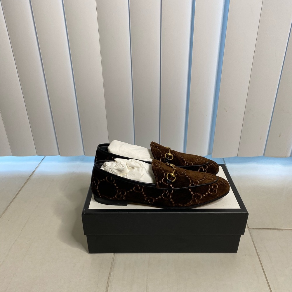 Gucci Men's Interlocking-GG Velvet Loafer